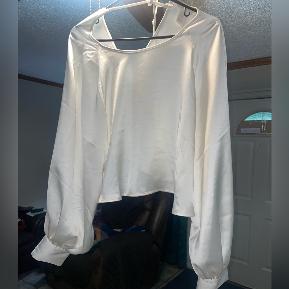 H&M Cream Satin crop Blouse